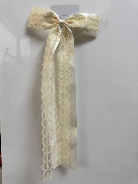 Graceful Tails Hair Bow