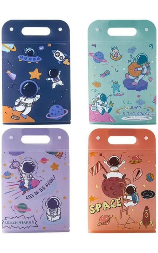 File Folder with Button Lock and Handle