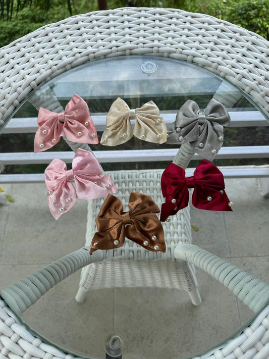 Pearl Pop Bow Style Hair Pins (Pair)