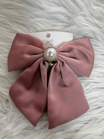 The Satin Pearl Hair Bow