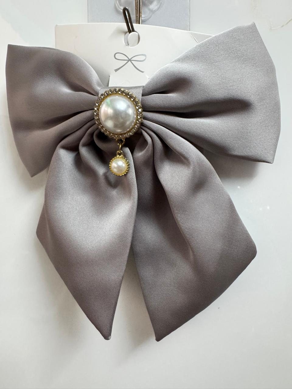 The Satin Pearl Hair Bow
