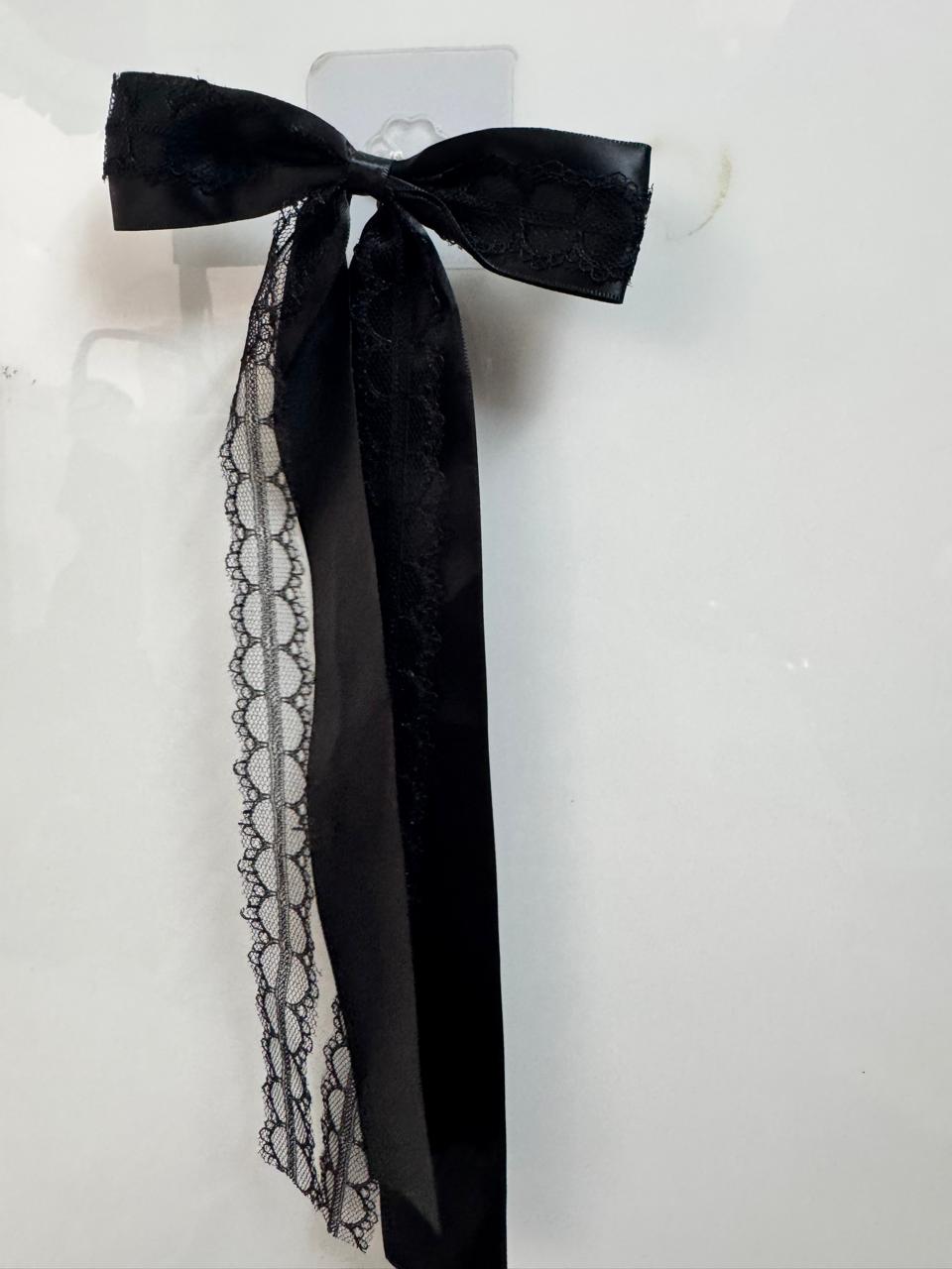 Graceful Tails Hair Bow