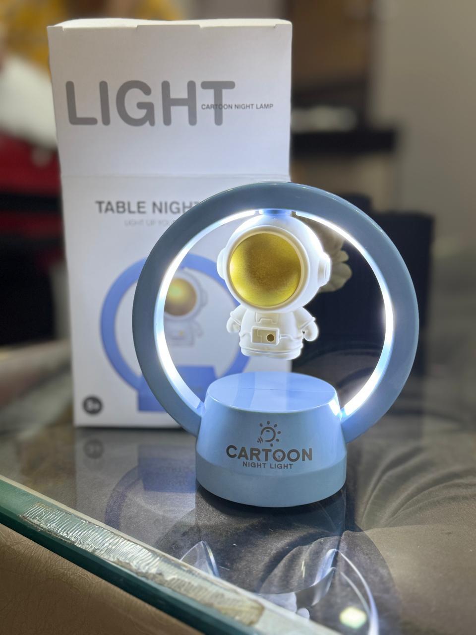 Astronaut Lamp
