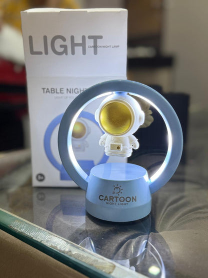 Astronaut Lamp