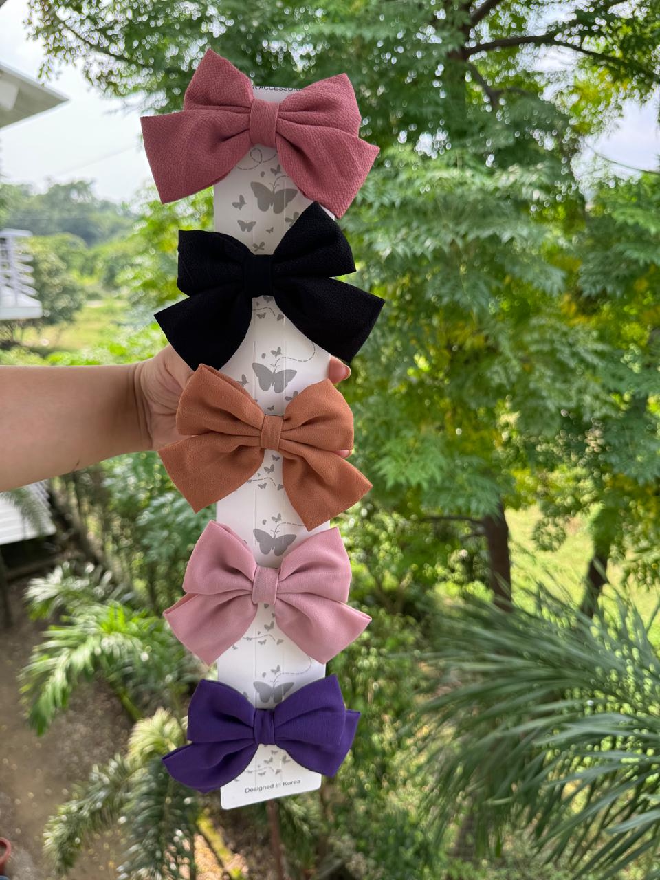 Plain Bows