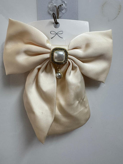 The Satin Pearl Hair Bow